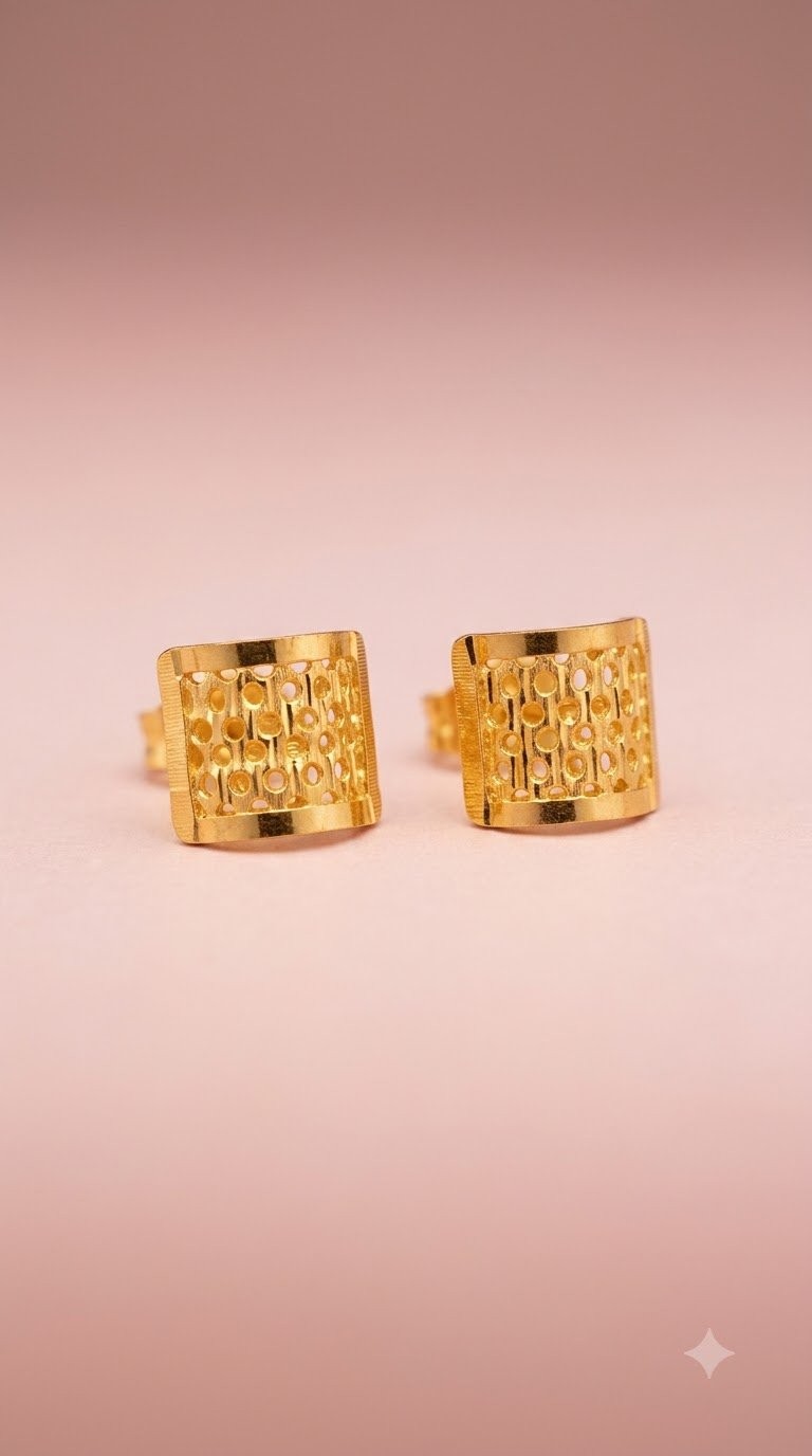 Curved plated Baby Stud